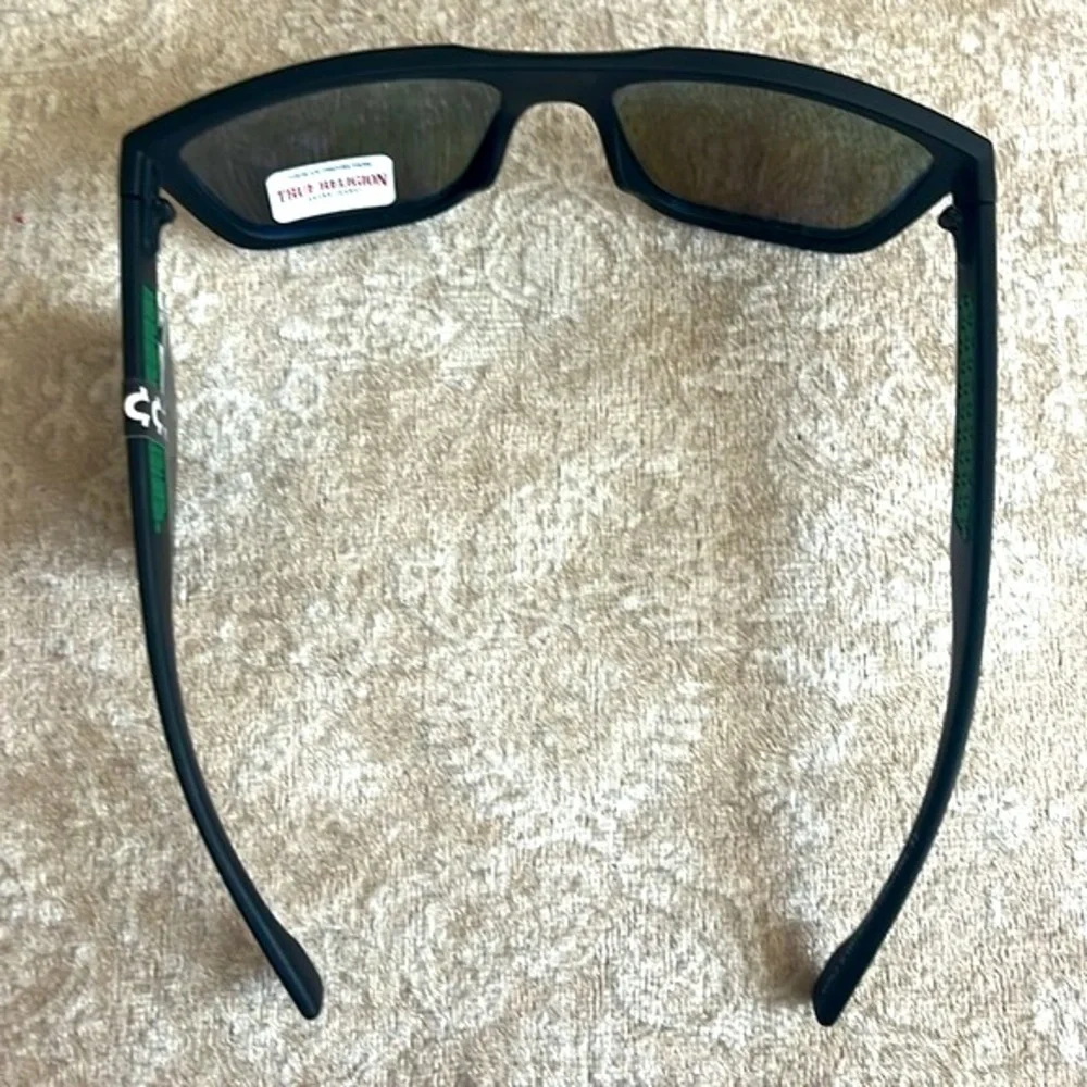 Brand New True Religion Mirrored Square Mens Sport Sunglasses Matte Black